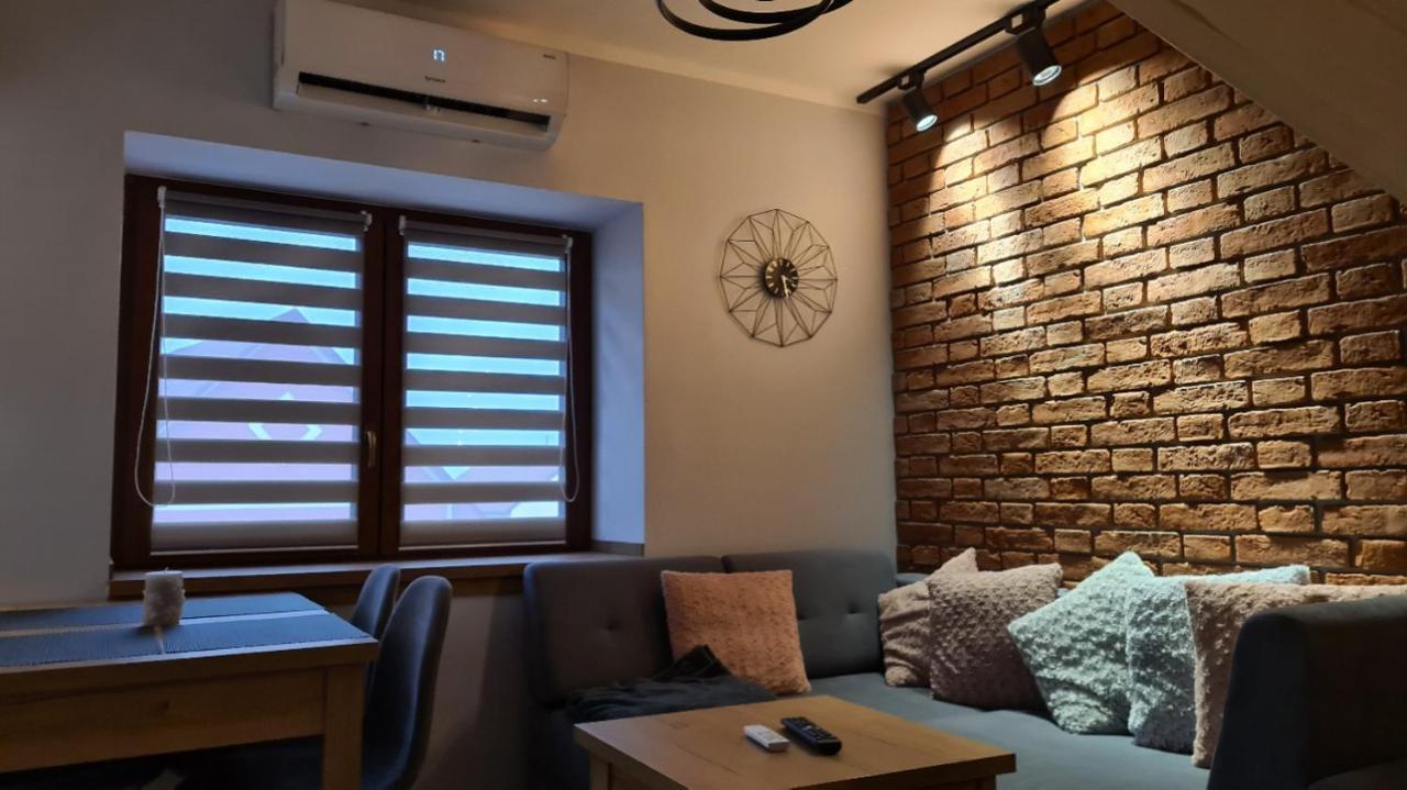 Apartament Komarno III Jelenia Gora Dış mekan fotoğraf