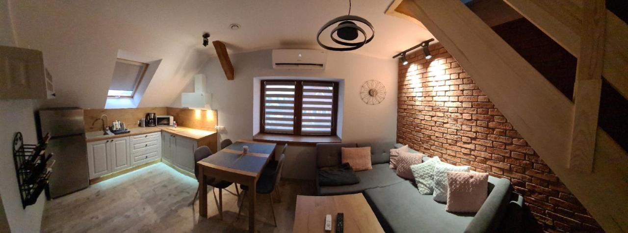 Apartament Komarno III Jelenia Gora Dış mekan fotoğraf